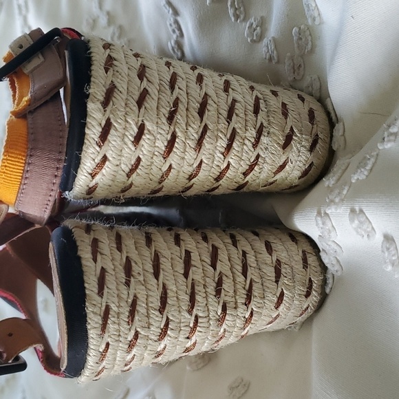 Castañer Canvas Espadrilles with jute trim size US 8.5 / 9 - Picture 3 of 7